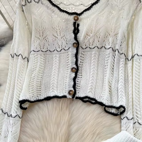 Commense Contrast Binding Knit Cardigan - Picture 12 of 14